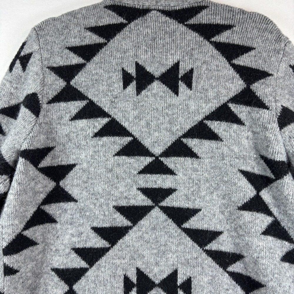 Frye Women's Cozy Cardigan Boho Aztec Green Size Large NWT - Picture 8 of 9